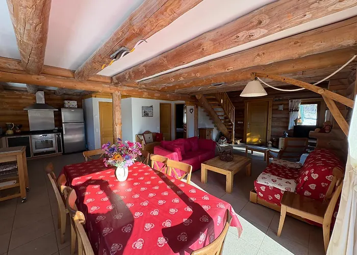 Les Sorbiers, En Rondins, Classé 4****étoiles Chalet *